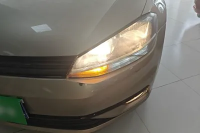 Volkswagen Golf 2020, 77500 км, за 74134.52 CNY - фото 8