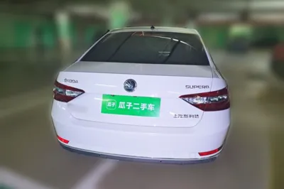 Skoda Superb 2018, 127100 км, за 49240.61 CNY - фото 5