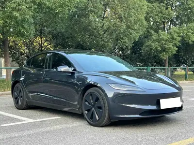 Tesla Model 3 2025, 10000 км, за 151800 CNY