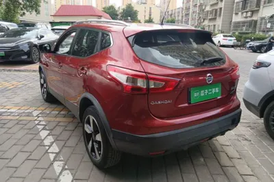 Nissan Qashqai 2017, 68100 км, за 46445.85 CNY