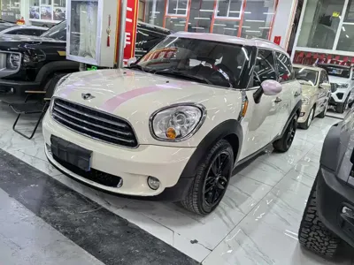 MINI Mini Countryman 2013, 100000 км, за 42800 CNY - фото 1