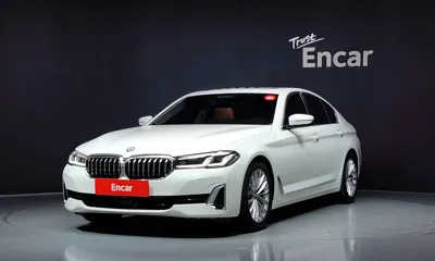 BMW 5-Series · 2021 год