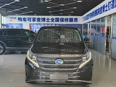 GAC Motor Trumpchi M8 2022, 30000 км, за 108800 CNY