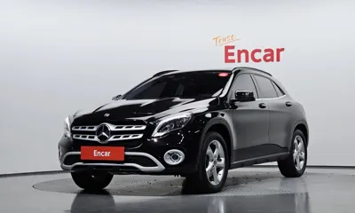Mercedes-Benz GLA-Class · 2019 год