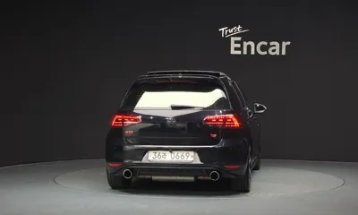 Volkswagen Golf 2015, 177539 км, за 9500000 KRW