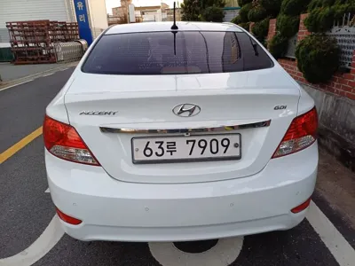 Hyundai Accent 2013, 124920 км, за 5300000 KRW - фото 4