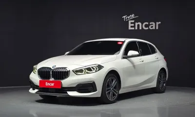 BMW 1-Series · 2022 год