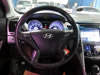 Hyundai Sonata 2013, 245391 км, за 2990000 KRW - фото 10