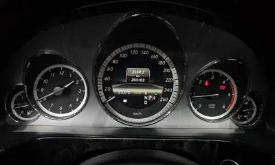 Mercedes-Benz E-Class 2013, 203103 км, за 5500000 KRW - фото 8