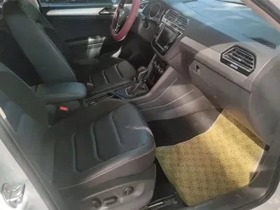 Volkswagen Tiguan L 2018, 46300 км, за 76000 CNY - фото 8