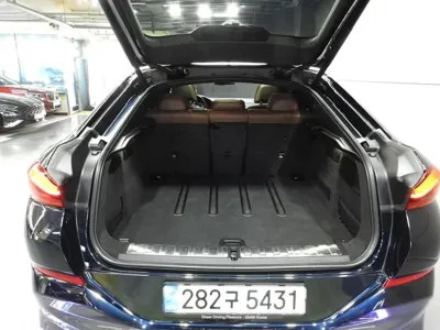 BMW X6 2023, 42000 км, за 77300000 KRW
