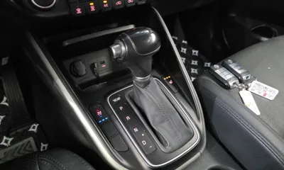 Kia Carens 2015, 174054 км, за 7390000 KRW - фото 9