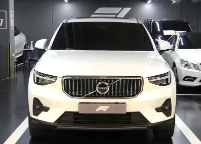 Volvo XC40 2024, 12872 км, за 39500000 KRW