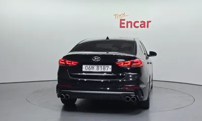 Hyundai Avante 2018, 82353 км, за 12500000 KRW