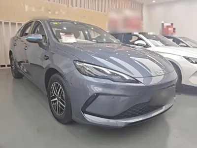 BYD Seal 05 DM-i 2025, 3900 км, за 83400 CNY
