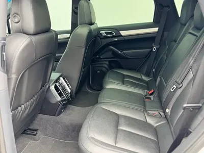 Porsche Cayenne 2016, 70000 км, за 238000 CNY - фото 14
