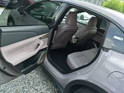 ONVO ONVO L60 2025, 7000 км, за 158000 CNY