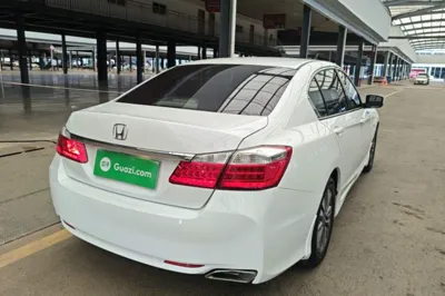 Honda Accord 2015, 161300 км, за 55573.4 CNY - фото 6