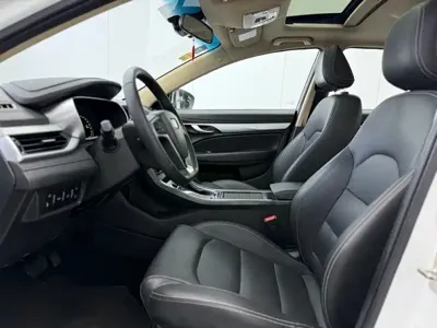 Geely Emgrand 2018, 85000 км, за 21800 CNY