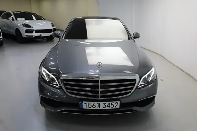 Mercedes-Benz E-Class · 2020 год