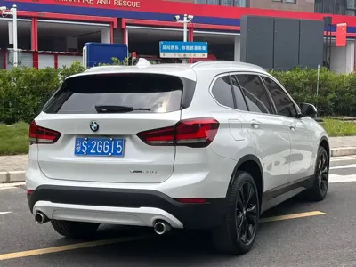 BMW X1 2021, 90000 км, за 83000 CNY