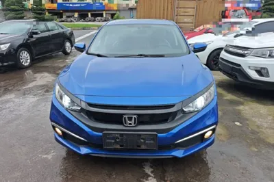 Honda Civic 2019, 80200 км, за 74295.01 CNY