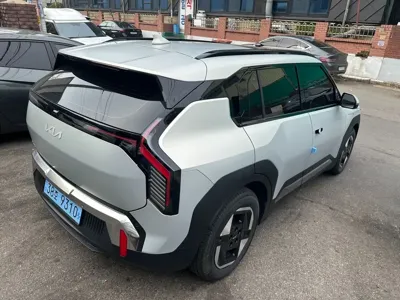 Kia EV3 2026, 2300 км, за 36070000 KRW