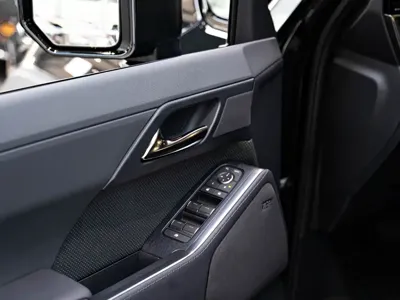 Lexus GX 2025, 15500 км, за 727600 CNY - фото 21