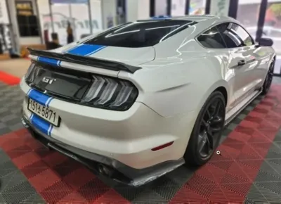 Ford Mustang 2017, 81495 км, за 27490000 KRW