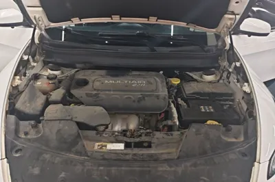 Jeep Cherokee 2017, 70200 км, за 52419.14 CNY - фото 30