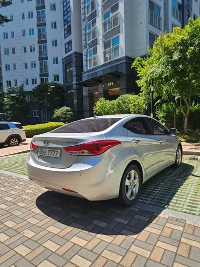 Hyundai Avante 2011, 170000 км, за 4900000 KRW
