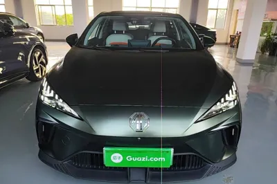 MG 4 EV 2023, 20200 км, за 76177.54 CNY