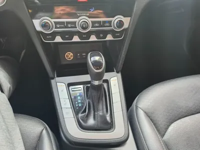 Hyundai Avante 2019, 127994 км, за 10600000 KRW - фото 9