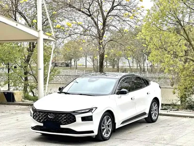 Ford Mondeo · 2023 год