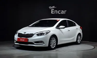 Kia K3 · 2015 год