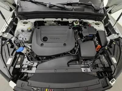 Volvo XC40 2023, 108400 км, за 85900 CNY - фото 6
