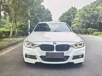 BMW 3 Series 2018, 127000 км, за 82800 CNY