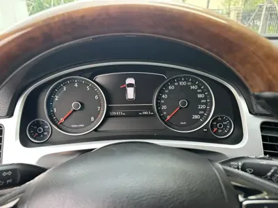 Volkswagen Touareg 2012, 170000 км, за 35800 CNY - фото 7