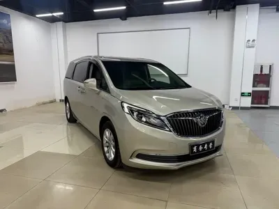 Buick GL8 2019, 69000 км, за 125800 CNY