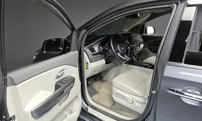 Kia Canival 2018, 120957 км, за 12300000 KRW - фото 10