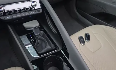 Hyundai Avante 2023, 11885 км, за 20000000 KRW - фото 9