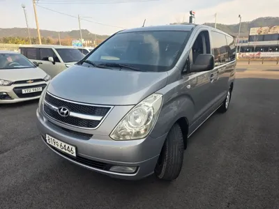 Hyundai Starex · 2011 год