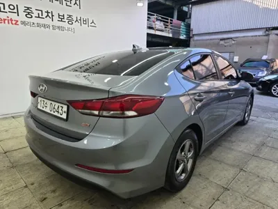 Hyundai Avante 2017, 125871 км, за 6990000 KRW