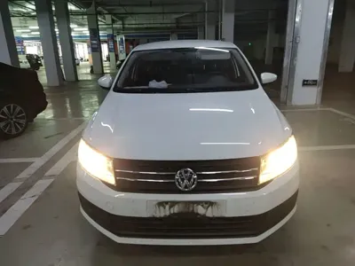 Volkswagen Santana 2017, 58800 км, за 22799 CNY