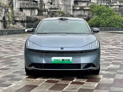 Lynk & Co Z10 · 2024 год