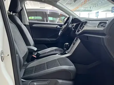 Volkswagen T-Roc 2022, 30800 км, за 95800 CNY - фото 20