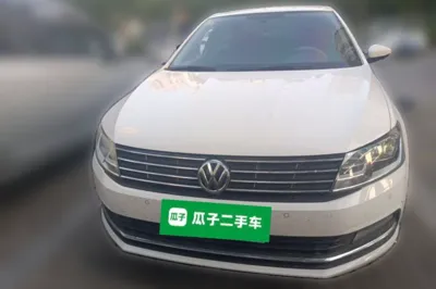 Volkswagen Lavida 2017, 157400 км, за 29815.89 CNY