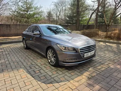 Hyundai Genesis 2016, 114607 км, за 11000000 KRW