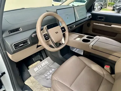 Li Auto Li MEGA 2025, 23500 км, за 473800 CNY - фото 9