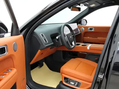 Li Auto Li L8 2024, 26000 км, за 239800 CNY